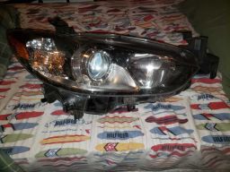 '15 Mazda6 Passenger Side headlight