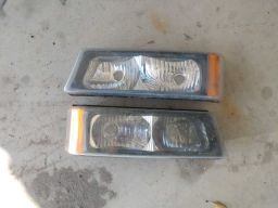 left and right turning indicators