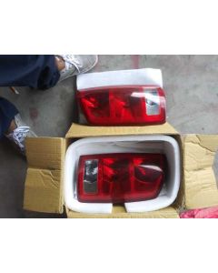 2005 Dodge ram 2500 front and rear light