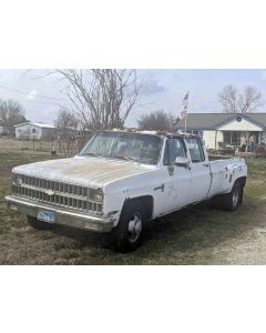 1981 Chevrolet custom deluxe 30