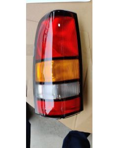 04-07 GMC SIERRA TAILLIGHT LEFT HAND SIDE