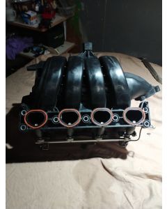 intake manifold from Chevy Cruze ls 1.8 L 2015