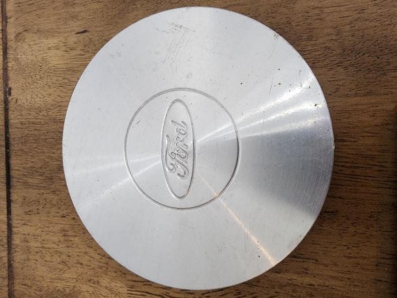 2004 Ford Explorer Center Cap